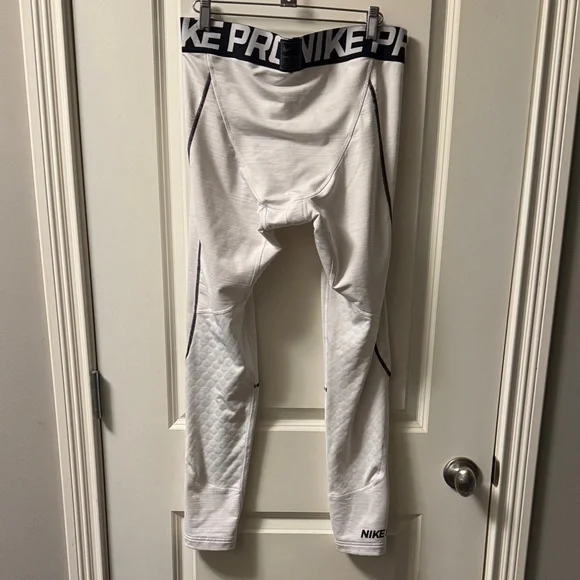 Nike Pro White Leggings with Black Trim - Picture 3 of 8